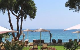 Aroma Beach Bungalows